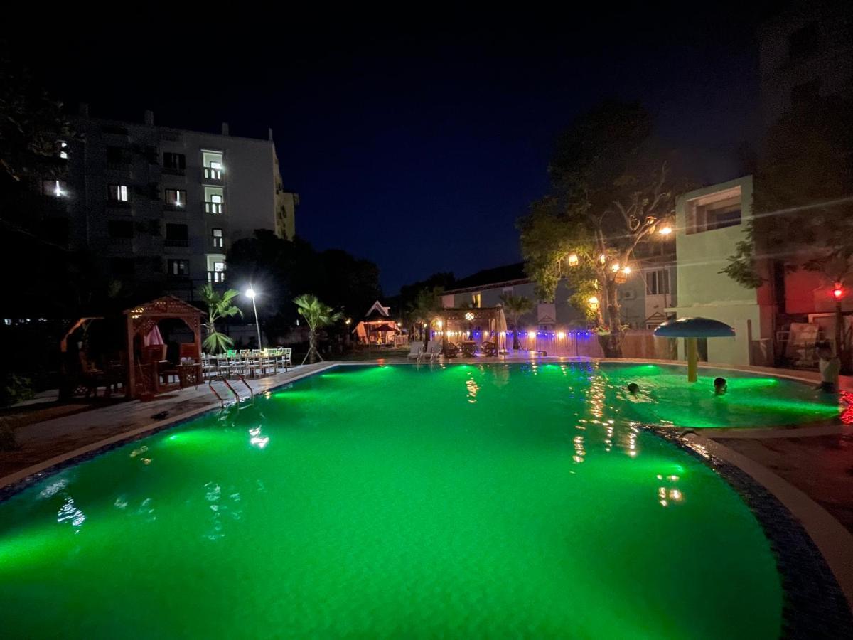 Minh Chau Beach Resort Куангнинь Экстерьер фото