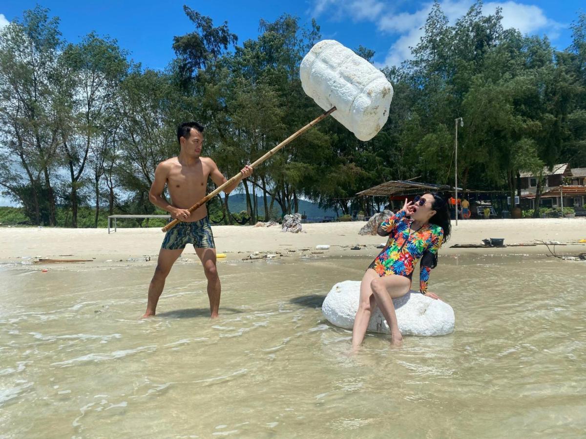 Minh Chau Beach Resort Куангнинь Экстерьер фото