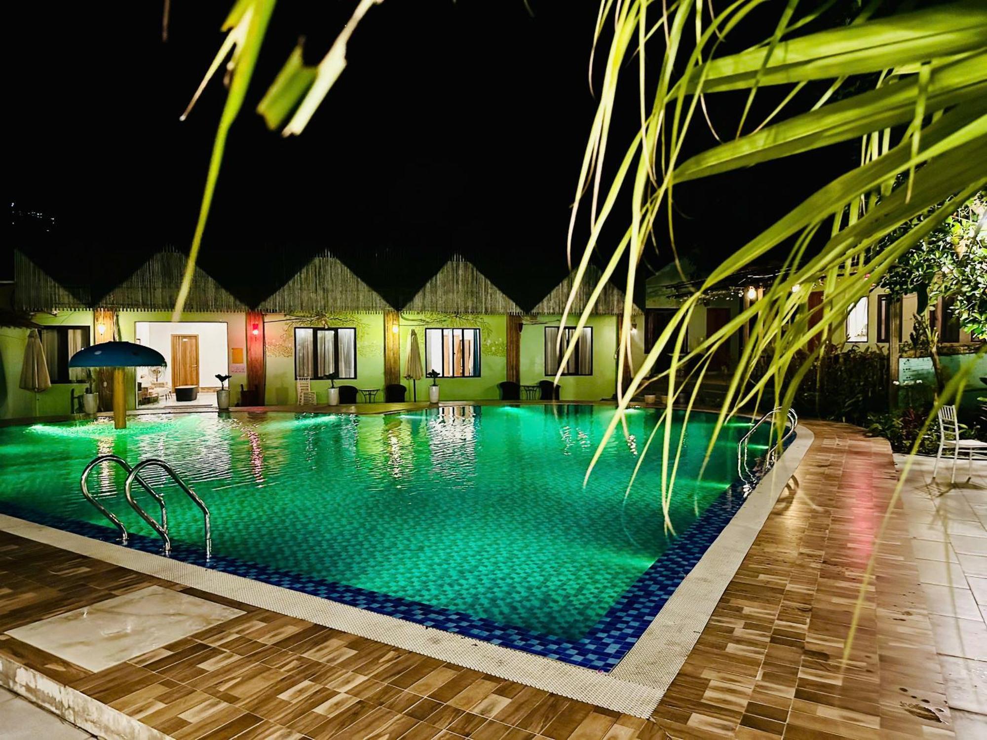 Minh Chau Beach Resort Куангнинь Экстерьер фото