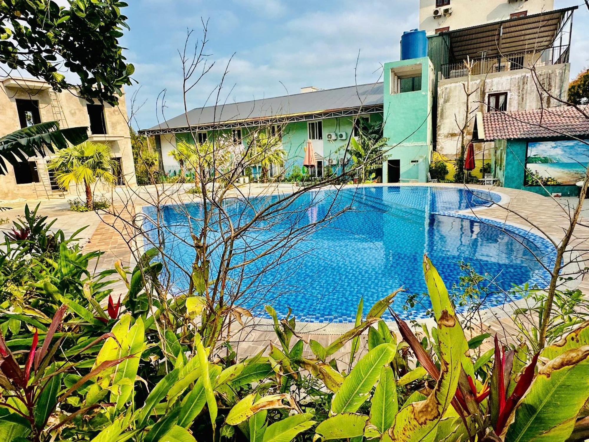 Minh Chau Beach Resort Куангнинь Экстерьер фото