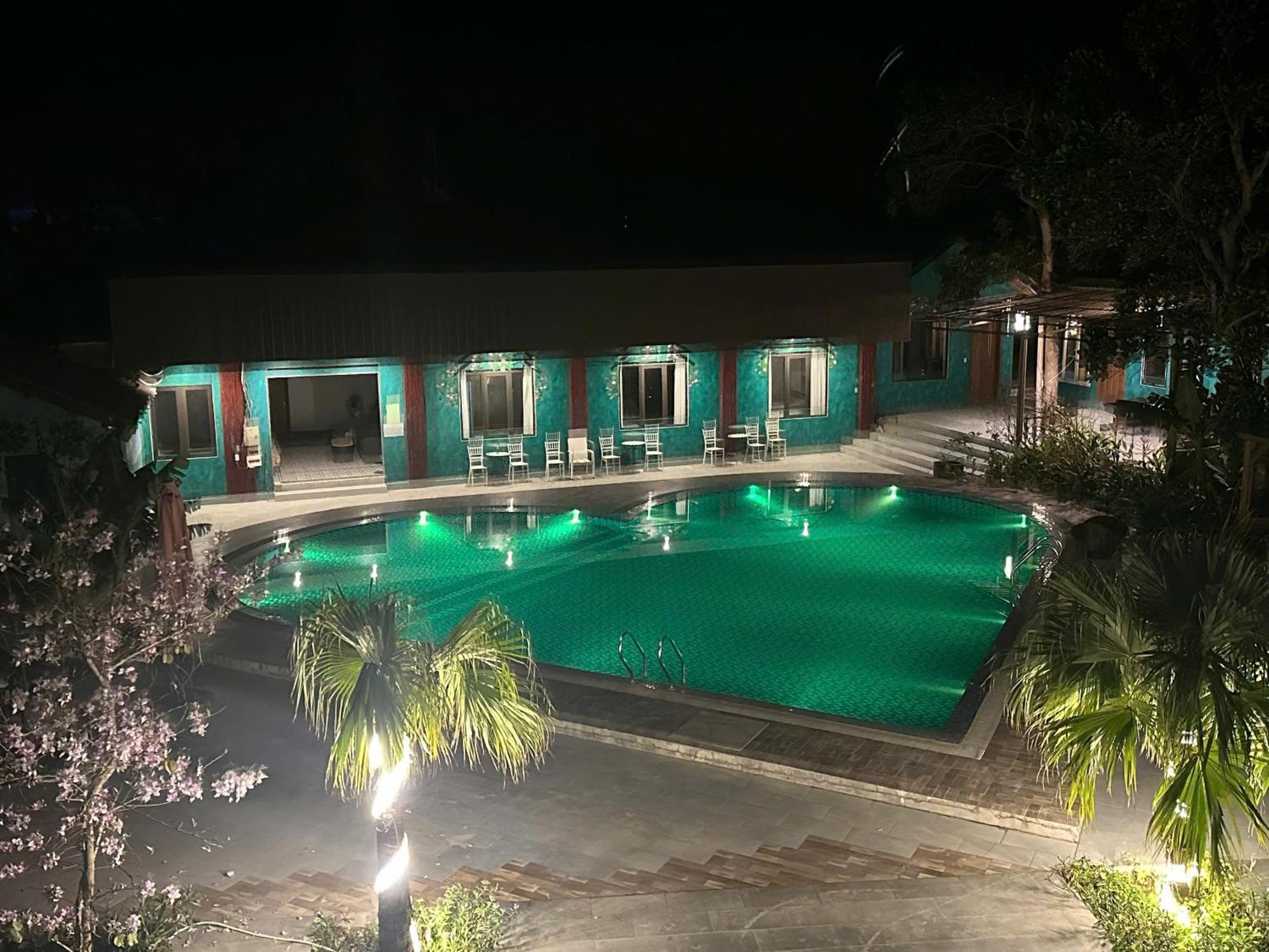Minh Chau Beach Resort Куангнинь Экстерьер фото